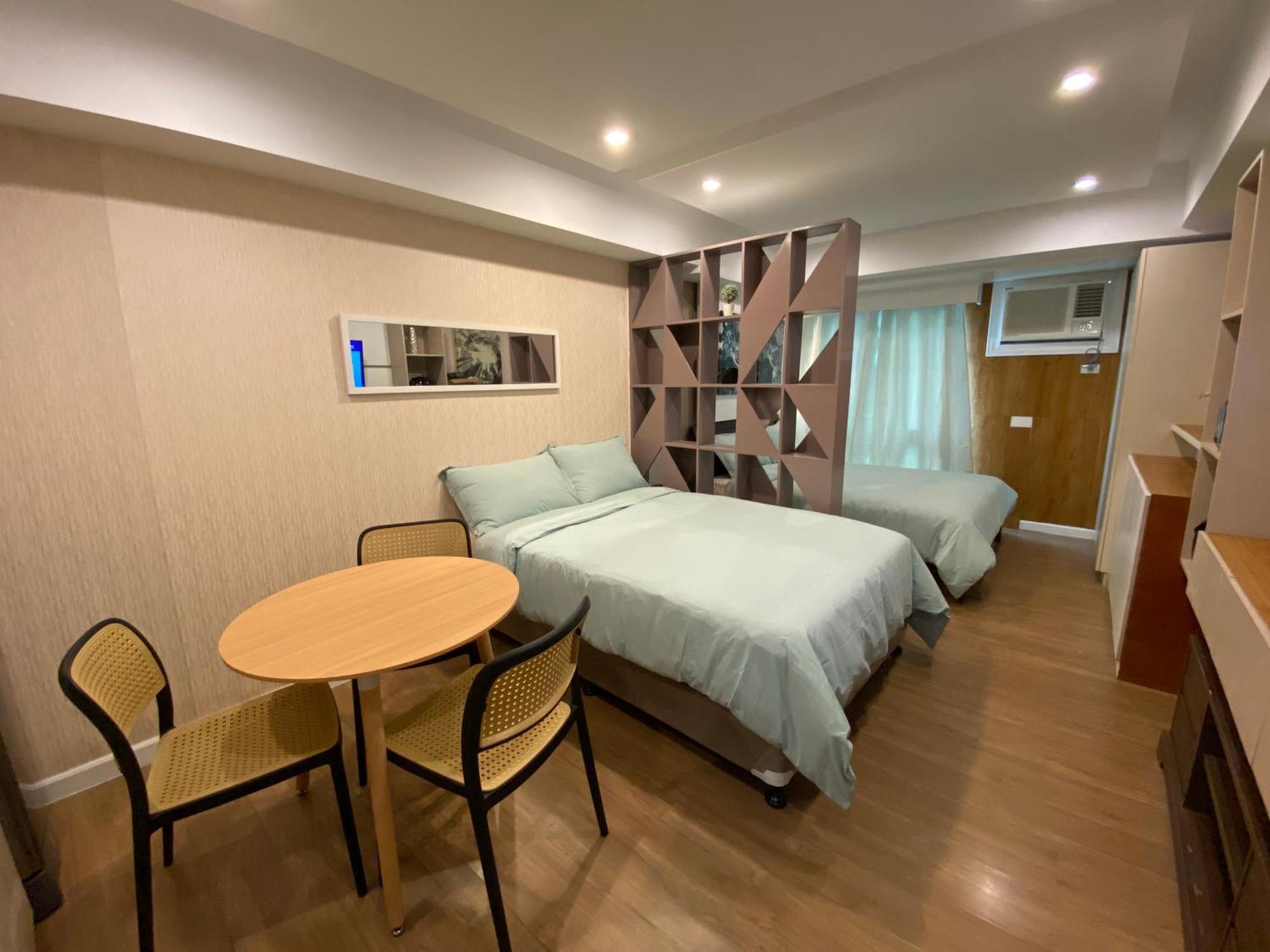 Feels Like Home Condos Abreeza Place Tower 1 & 2 Davao City Esterno foto